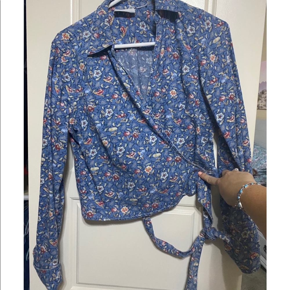Vintage Liz Claiborne tie shirt